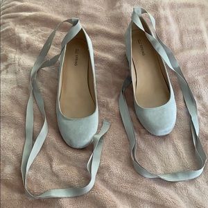 Call it spring. $25 or best offer